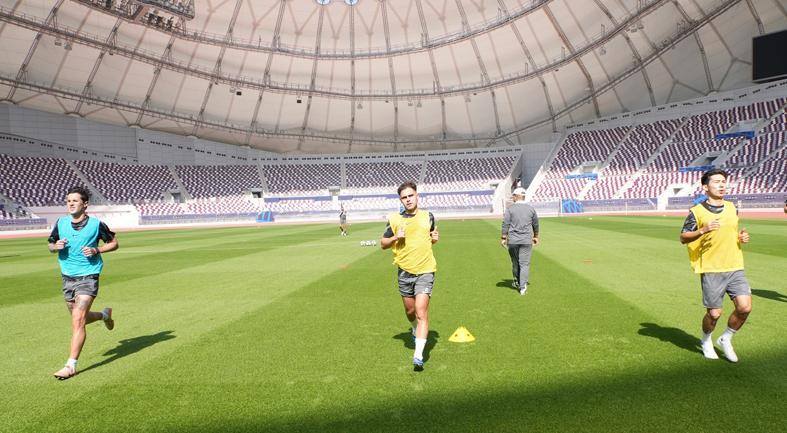 lol投注-申花新双煞迪拜操练！海港正谈买断王牌，英博小将去国安挑战太大